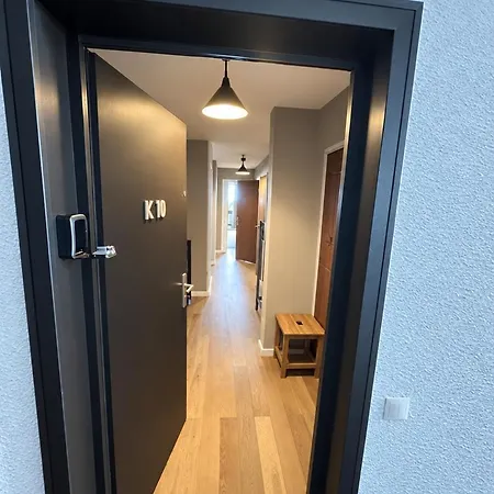 - Inout - 7 Beds Flat S-k10 Val Thorens
