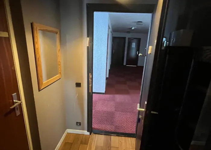 - Inout - 7 Beds Flat S-k10 Apartment *