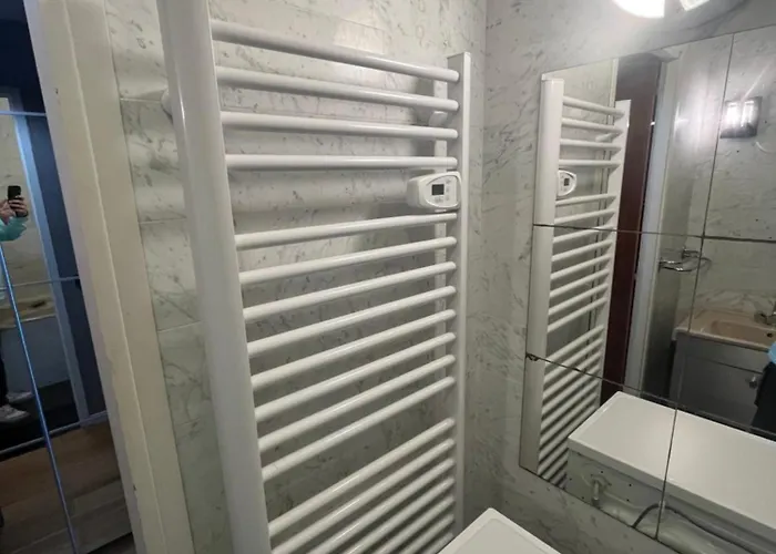 - Inout - 7 Beds Flat S-k10 Apartment